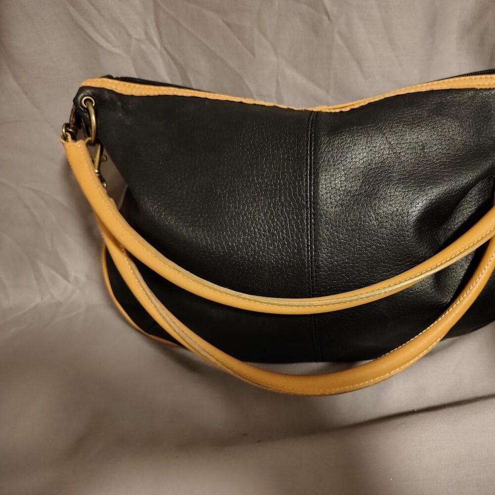 Gymshark Women's Black and Yellow Bag